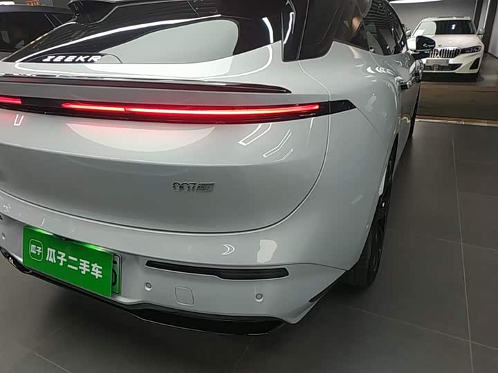 Zeekr 007 GT 2025 2025款 四驱智驾版 75kWh