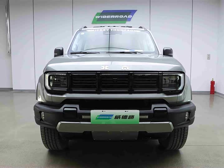 BAIC Beijing BJ40 Hybrid 2025 2025款 标准版