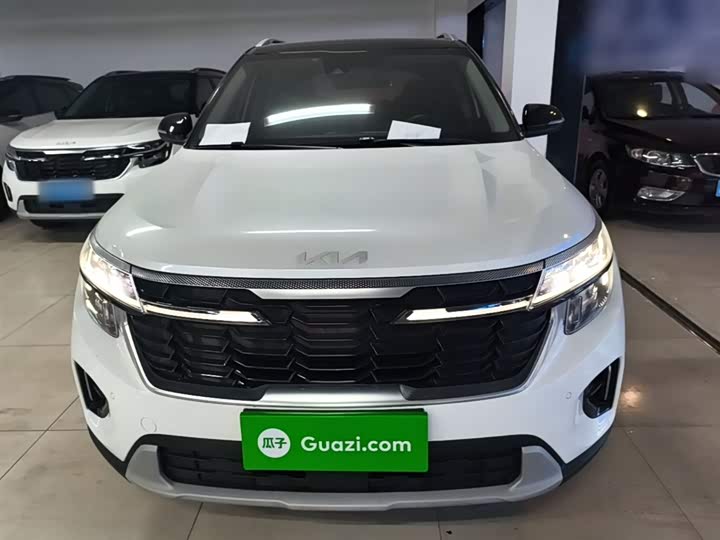 Photo 3 - Kia Seltos