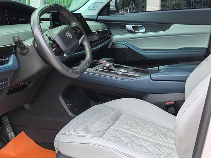 Photo 8 - Changan UNI-K Hybrid