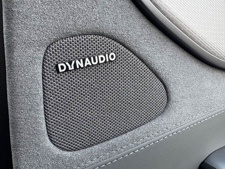 BYD Seal 07 DM-i Hybrid 2025 2025款 DM-i 1.5L 125km 尊贵型