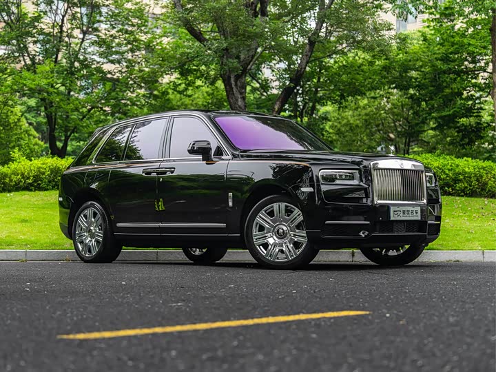 Фото 3 - Rolls-Royce Cullinan