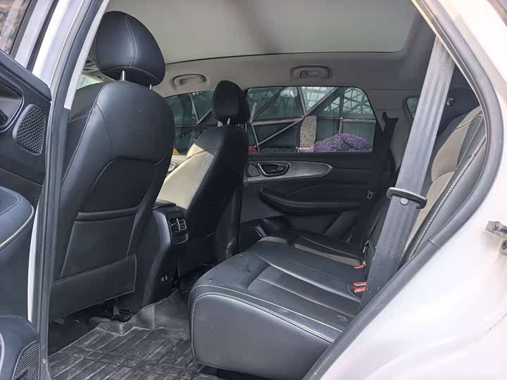 Photo 4 - Roewe RX5
