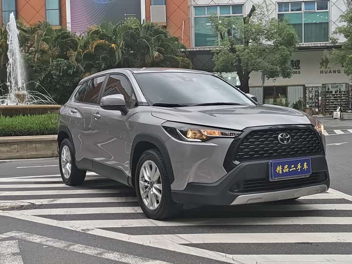 Фото 3 - Toyota Corolla Cross