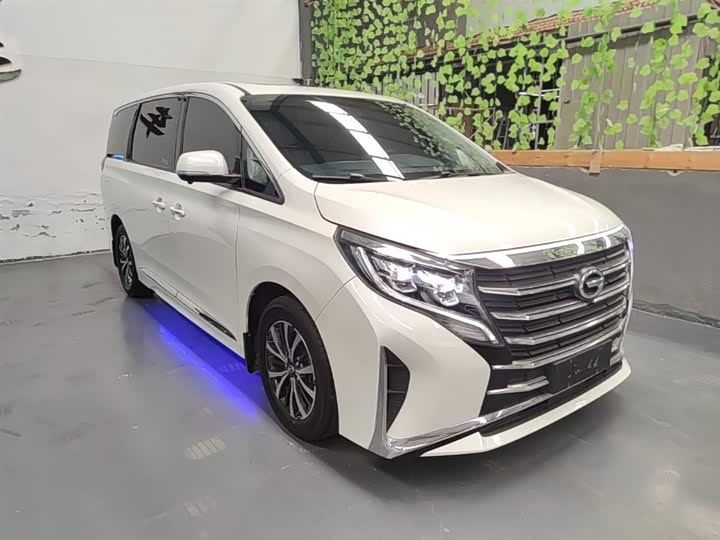 Фото 4 - GAC Trumpchi M8