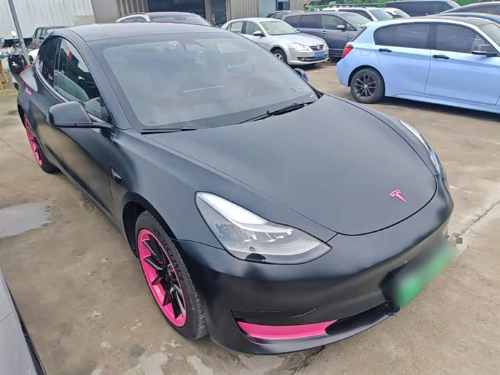 Photo 4 - Tesla Model 3