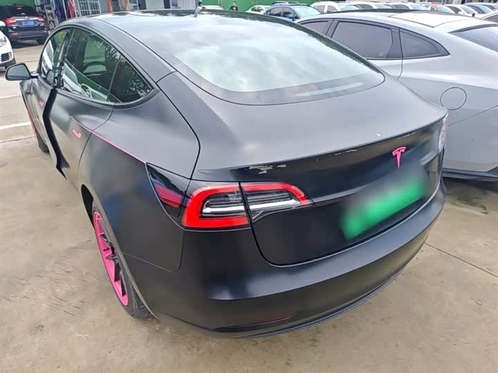 Photo 5 - Tesla Model 3