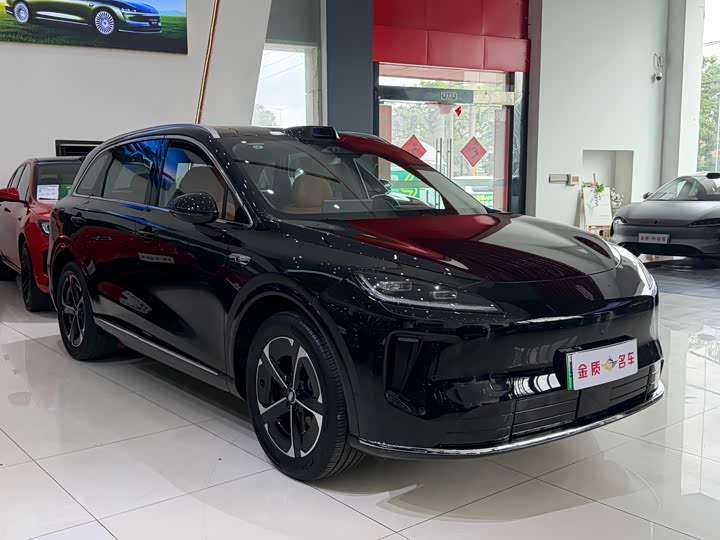 Zdjęcie 6 - Shangjie (Huawei × SAIC) H5