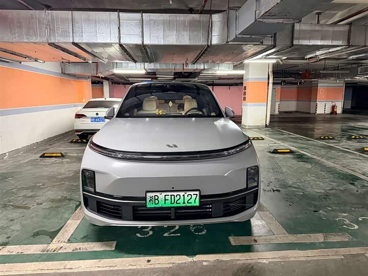 Фото 4 - LiXiang L9