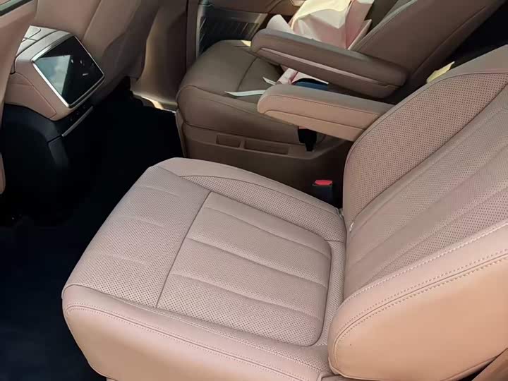 Nio Onvo L90 2025 2025款 Ultra 六座版