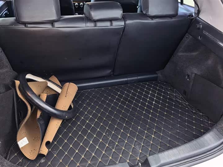 2022 Toyota Yaris L
