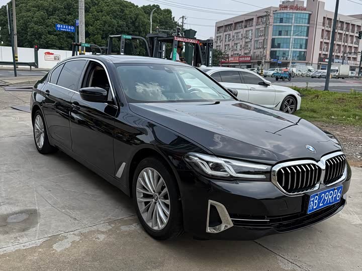 Фото 3 - BMW 5 Series