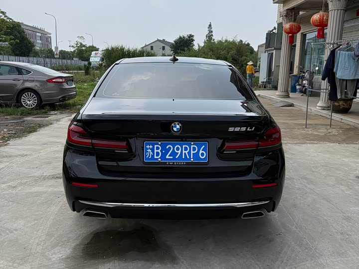 Фото 4 - BMW 5 Series