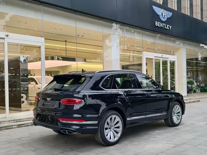 2026 Bentley Bentayga