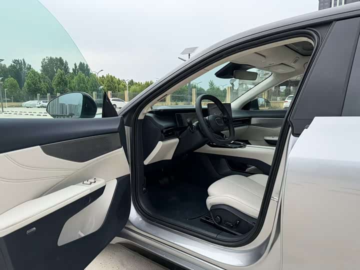 Lynk & Co 07 EM-P Hybrid 2026 2026款 126长续航 Ultra
