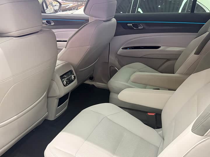 Ford Equator Hybrid 2025 2025款 尊领型