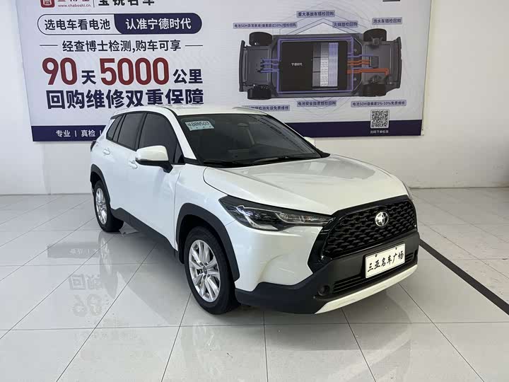 Photo 3 - Toyota Corolla Cross