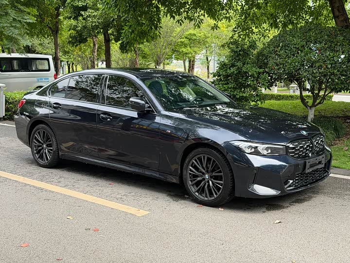 Zdjęcie 3 - BMW 3 Series