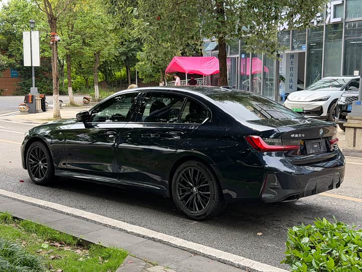 Zdjęcie 6 - BMW 3 Series