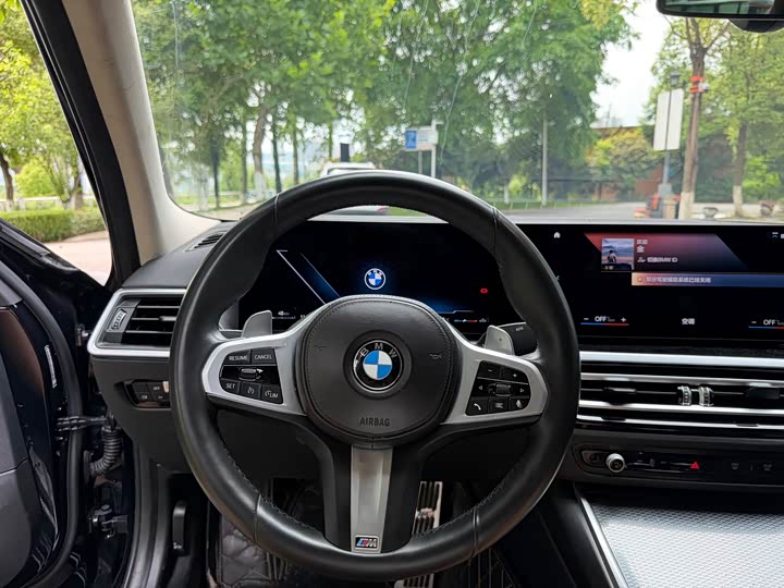 Zdjęcie 8 - BMW 3 Series