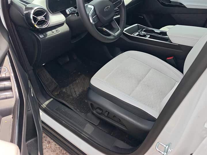 Chevrolet Equinox Plus 2024 2024款 155km ACTIV 至臻版