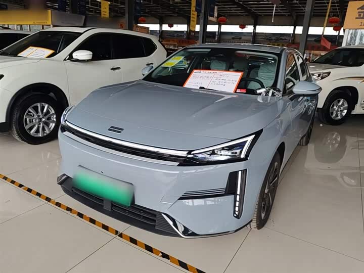 Geely Galaxy L6 2025 2025款 EM-i 140km 探索+版