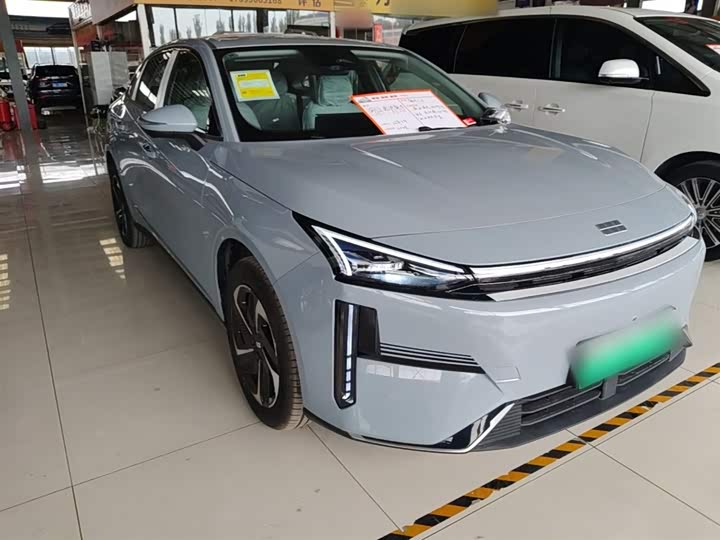 Geely Galaxy L6 2025 2025款 EM-i 140km 探索+版