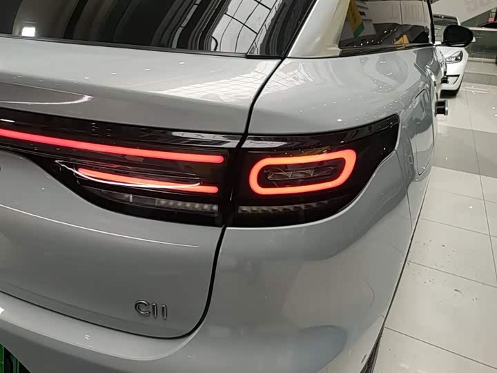 Zdjęcie 8 - Leapmotor C11