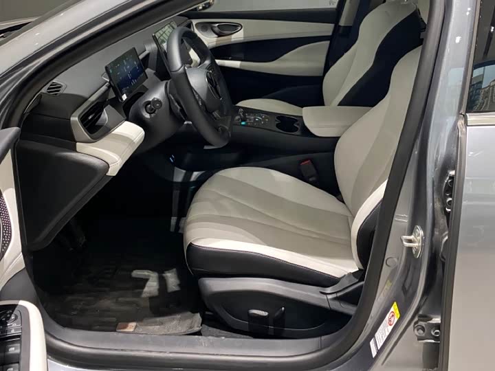 BYD Seal 05 DM-i Hybrid 2025 2025款 DM-i 智驾版 120KM旗舰型