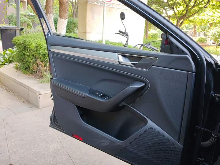 Skoda Superb 2024 2024款 TSI280 DSG尊享版