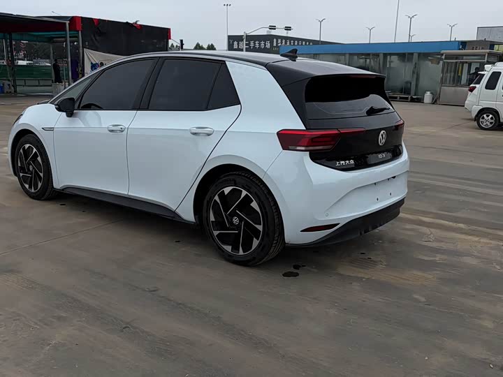 Фото 8 - Volkswagen ID.3