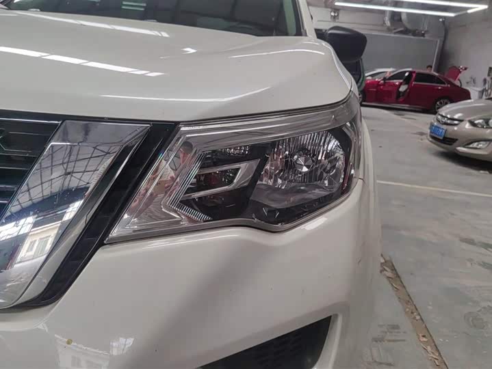 Nissan Terra 2020 2020款 2.5L XE 手动两驱精英版