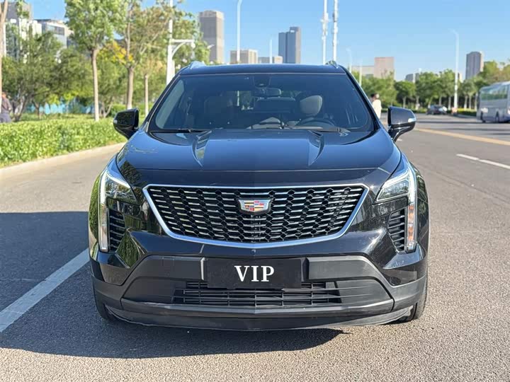 Фото 3 - Cadillac XT4