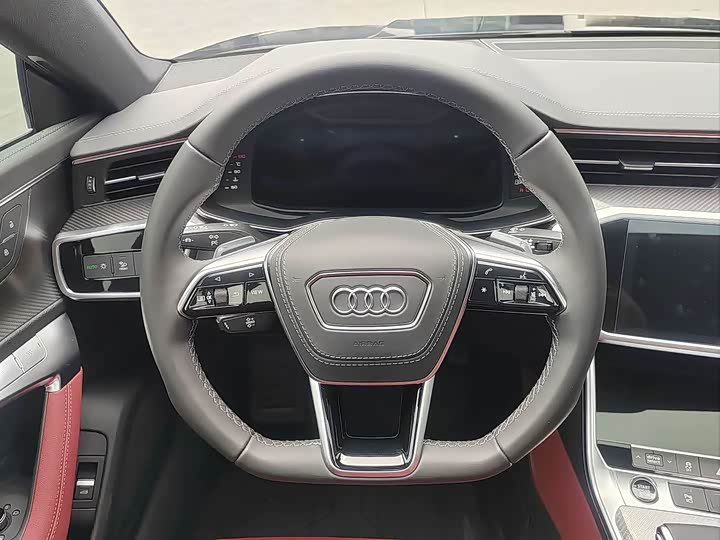 Фото 7 - Audi A7L