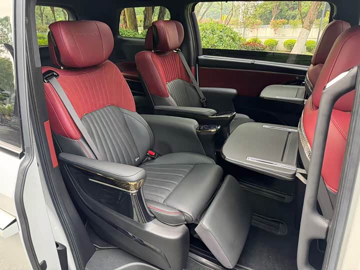 Zdjęcie 9 - GAC Trumpchi M8