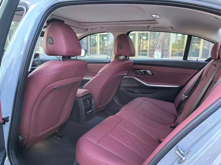 2026 BMW i3