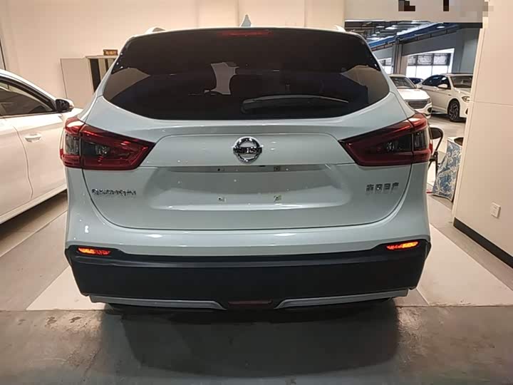 Zdjęcie 6 - Nissan Qashqai