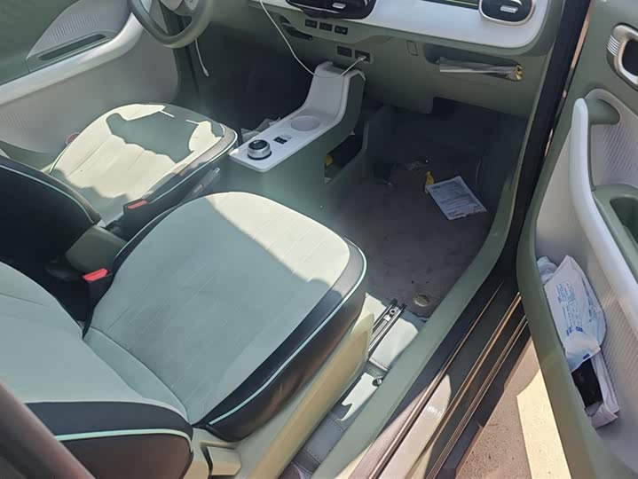 Geely Galaxy Panda Mini 2025 2025款 210km 熊猫骑士