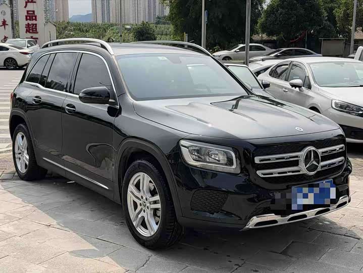 صورة 6 - Mercedes-Benz GLB-Class