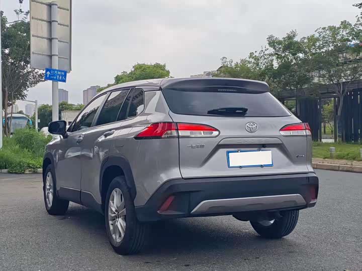 Toyota Corolla Cross 2026 2026款 2.0L 智能电混双擎 先锋版