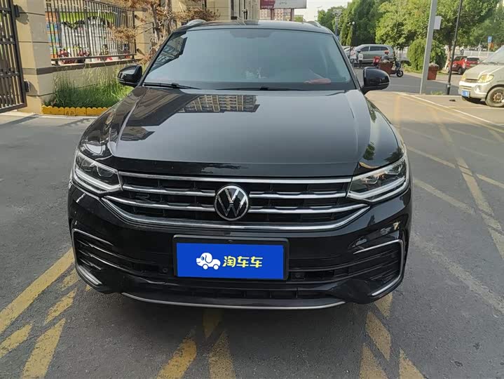 Фото 2 - Volkswagen Tiguan X