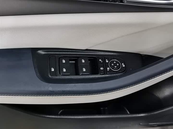 Фото 9 - BYD Qin Plus