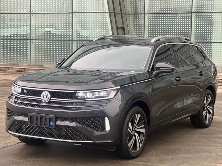 Volkswagen Tavendor 2024 2024款 380TSI 四驱R-Line巡游 众享款