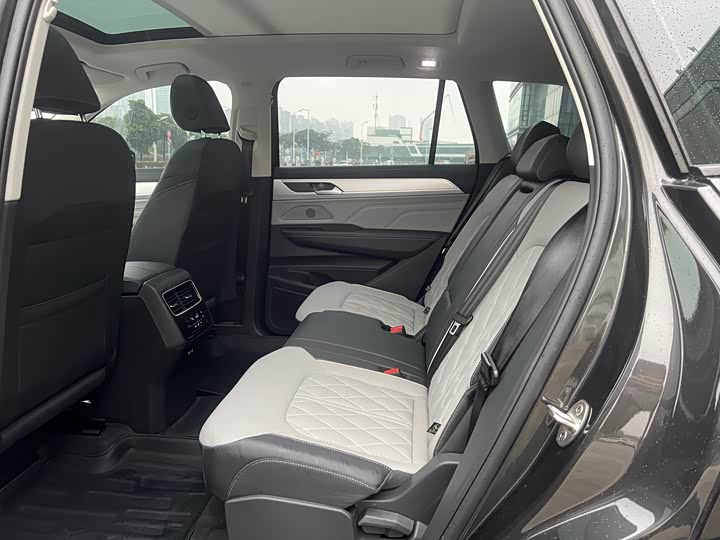 Volkswagen Tavendor 2024 2024款 380TSI 四驱R-Line巡游 众享款