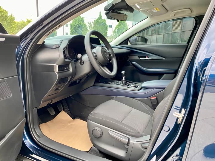 صورة 4 - Mazda CX-30