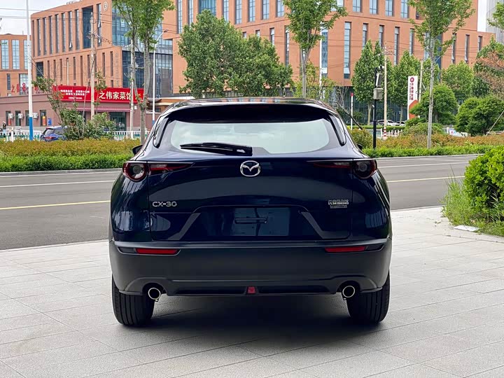 صورة 8 - Mazda CX-30