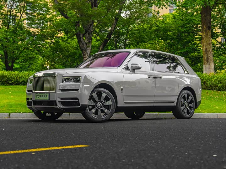 Фото 1 - Rolls-Royce Cullinan