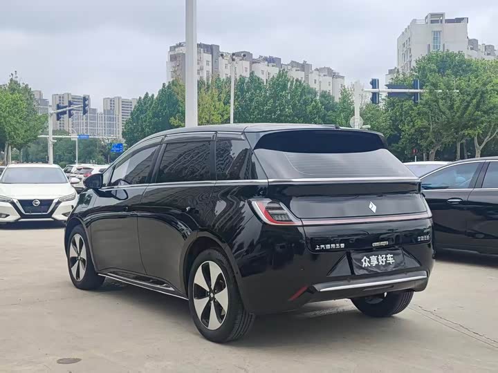 Фото 7 - Baojun Yunduo