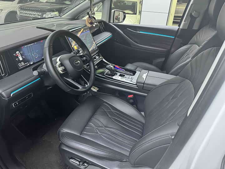 Фото 4 - GAC Trumpchi M8