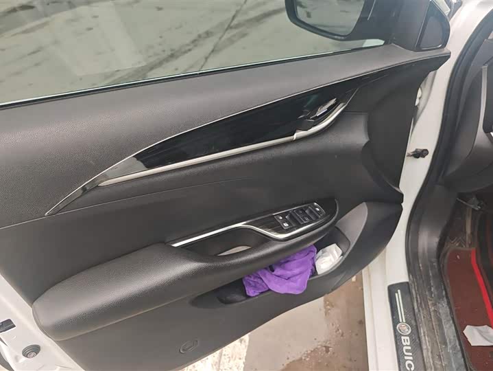 Zdjęcie 7 - Buick Excelle GT